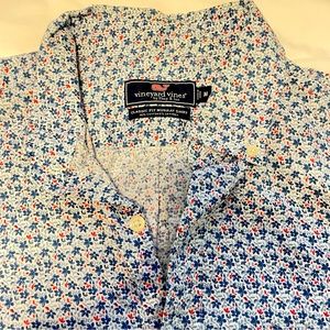 Vineyard Vines Classic Fit Short Sleeved Button Down Murray Shirt